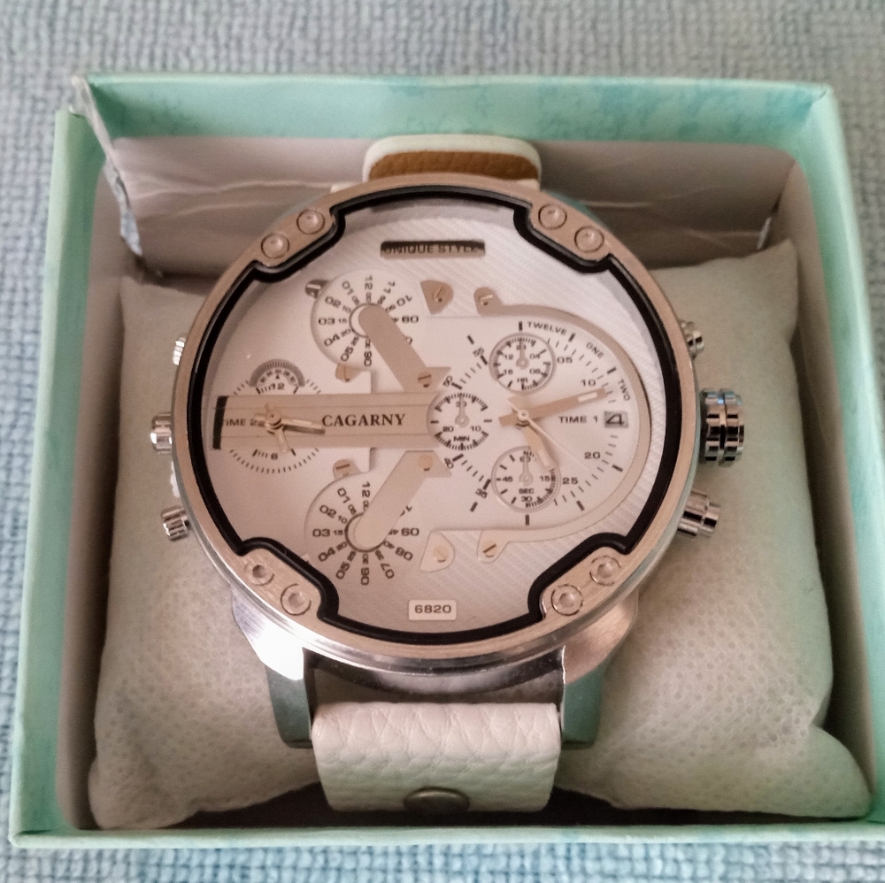 Cagarny men's watch
